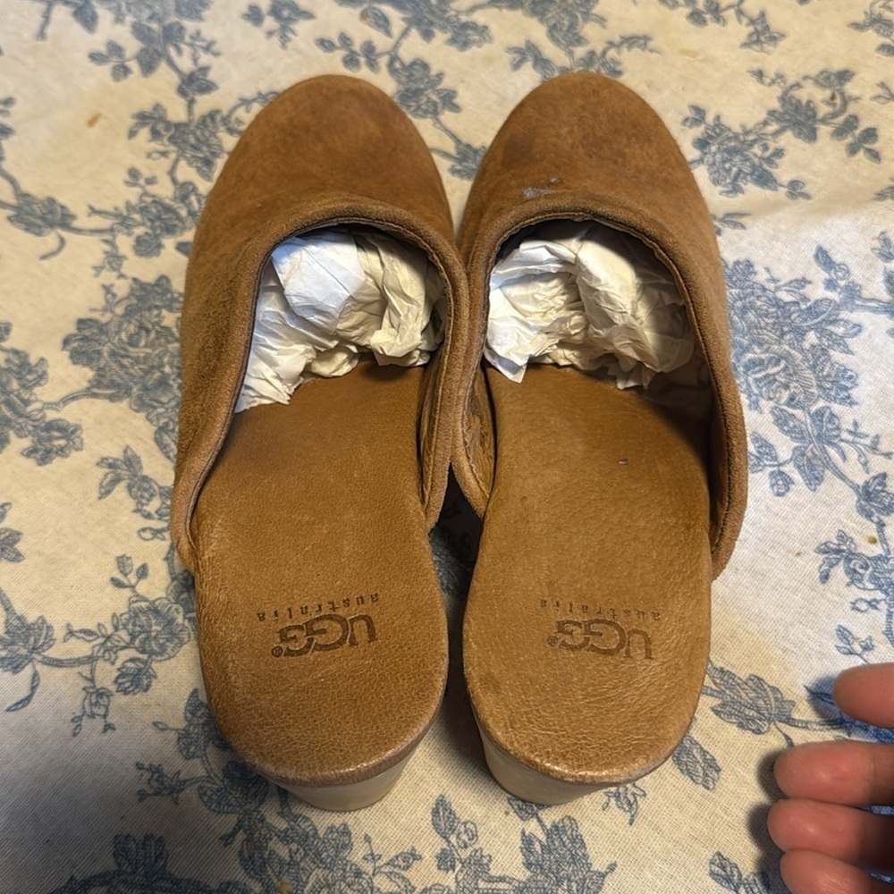 UGG Brown Suede Slip-On Clogs Size 7 - Picture 4 of 5